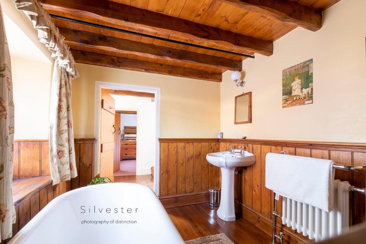 Ballavere Cottage B&B Colby Bagian luar foto